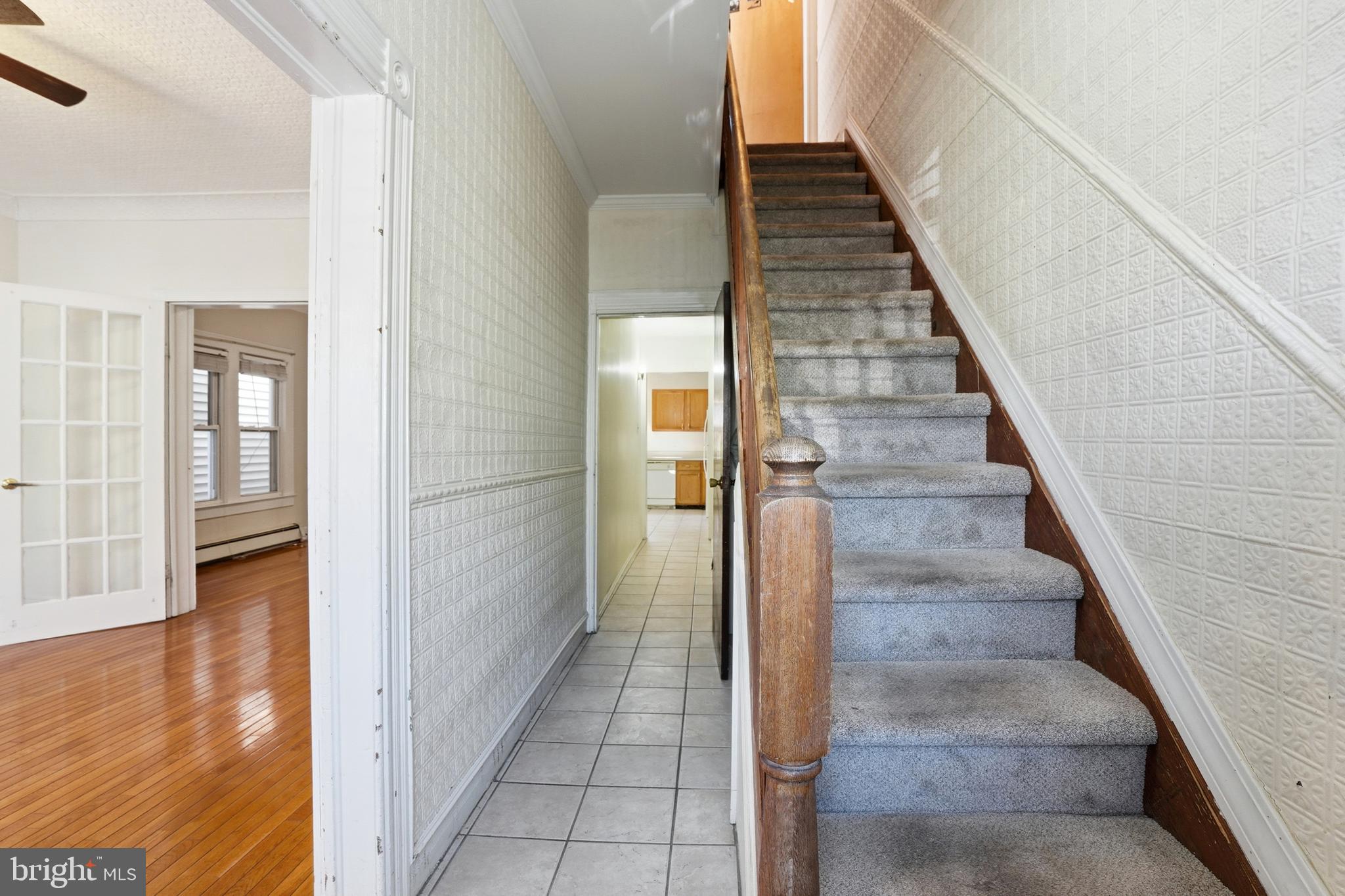 209 Hamilton Street Harrison, NJ 07029 - Photo 8 of 43