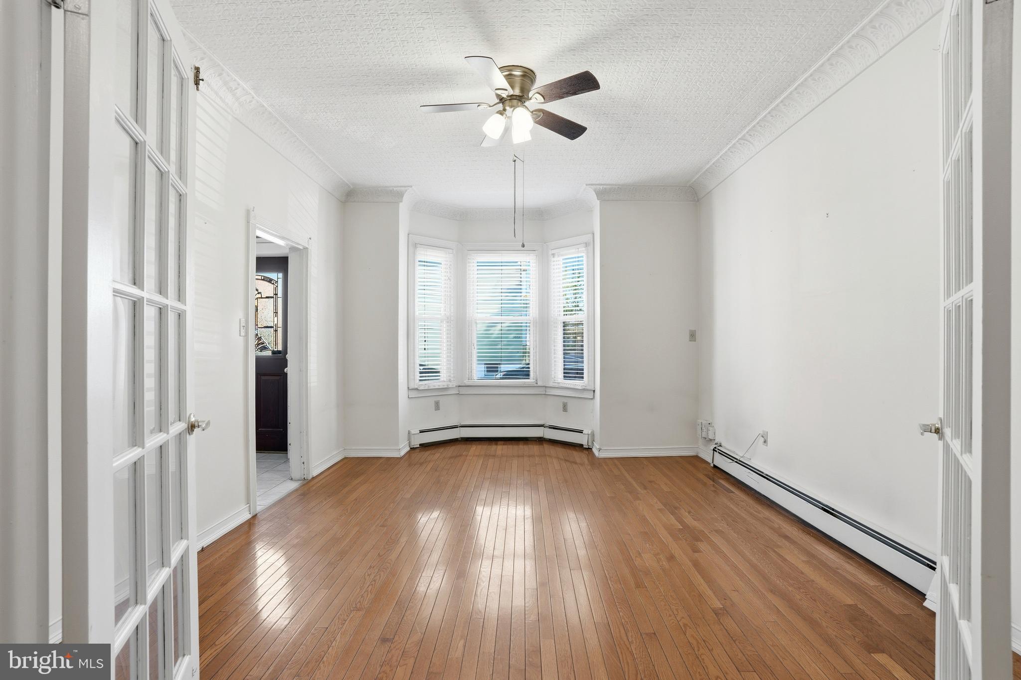 209 Hamilton Street Harrison, NJ 07029 - Photo 10 of 43