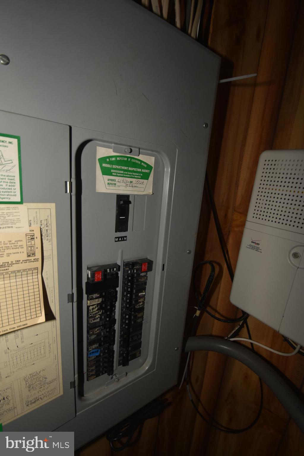 1175 Dutch Neck Road Middletown, DE 19709 - Photo 44 of 55 200 amp circuit breakers