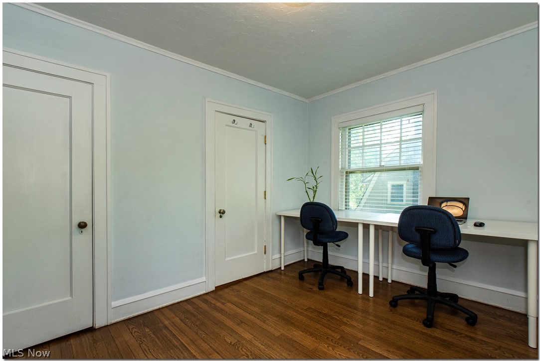 3004 Woodbury Road Cleveland, OH 44120 - Photo 25 of 35