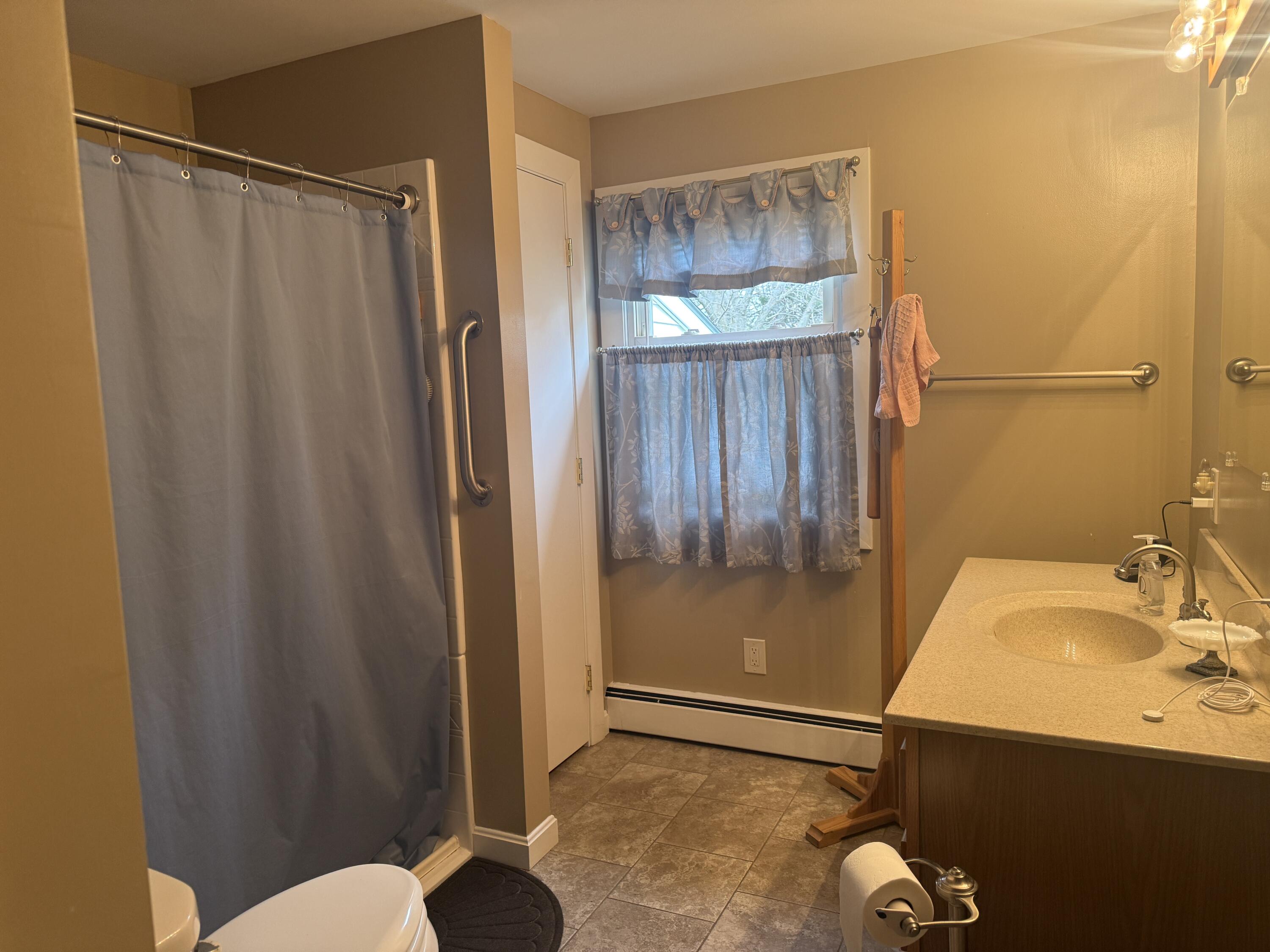 302 Grove Street Bangor, ME 04401 - Photo 15 of 29 IMG_9483