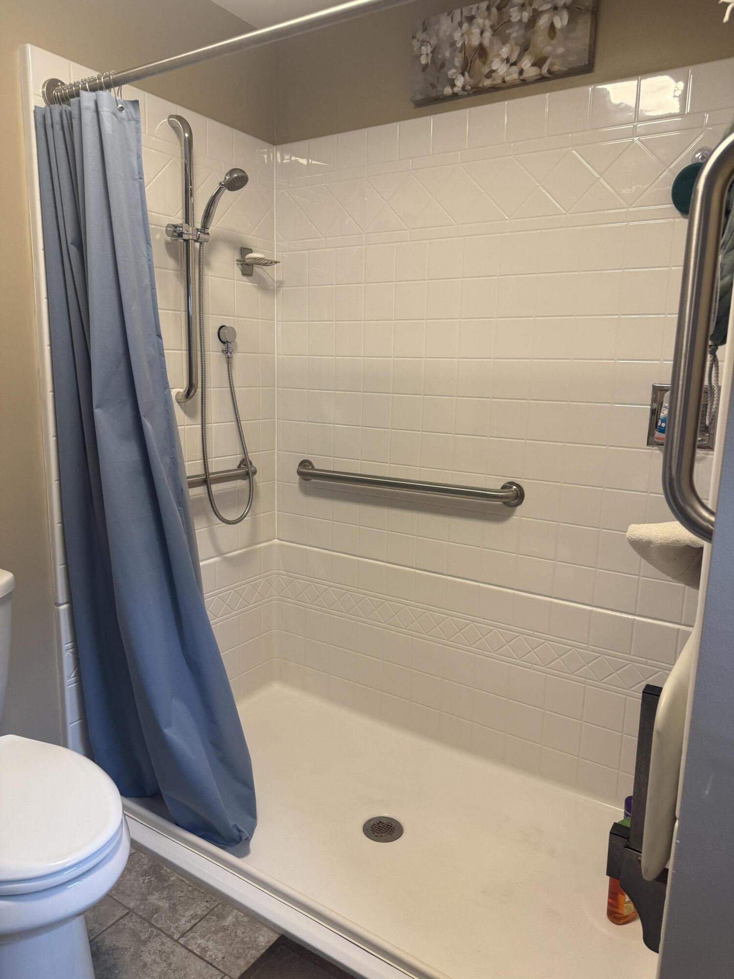 302 Grove Street Bangor, ME 04401 - Photo 17 of 29 IMG_9486
