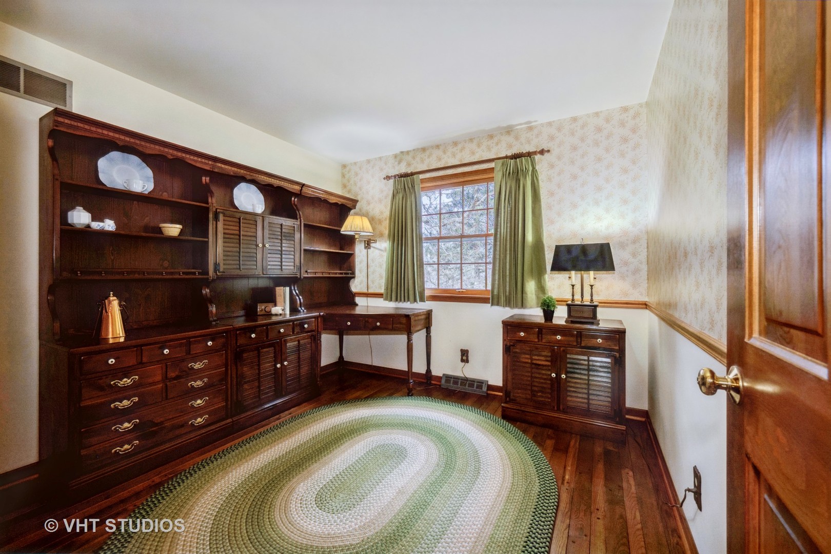 2S578 Partridge Road Batavia, IL 60510 - Photo 11 of 23 a room with a bed and a dresser