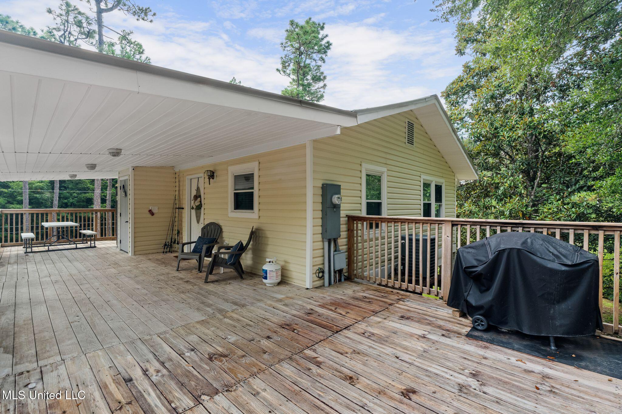 13250 River Road Gulfport, MS 39503 - Photo 16 of 32 13250_River_Road-21