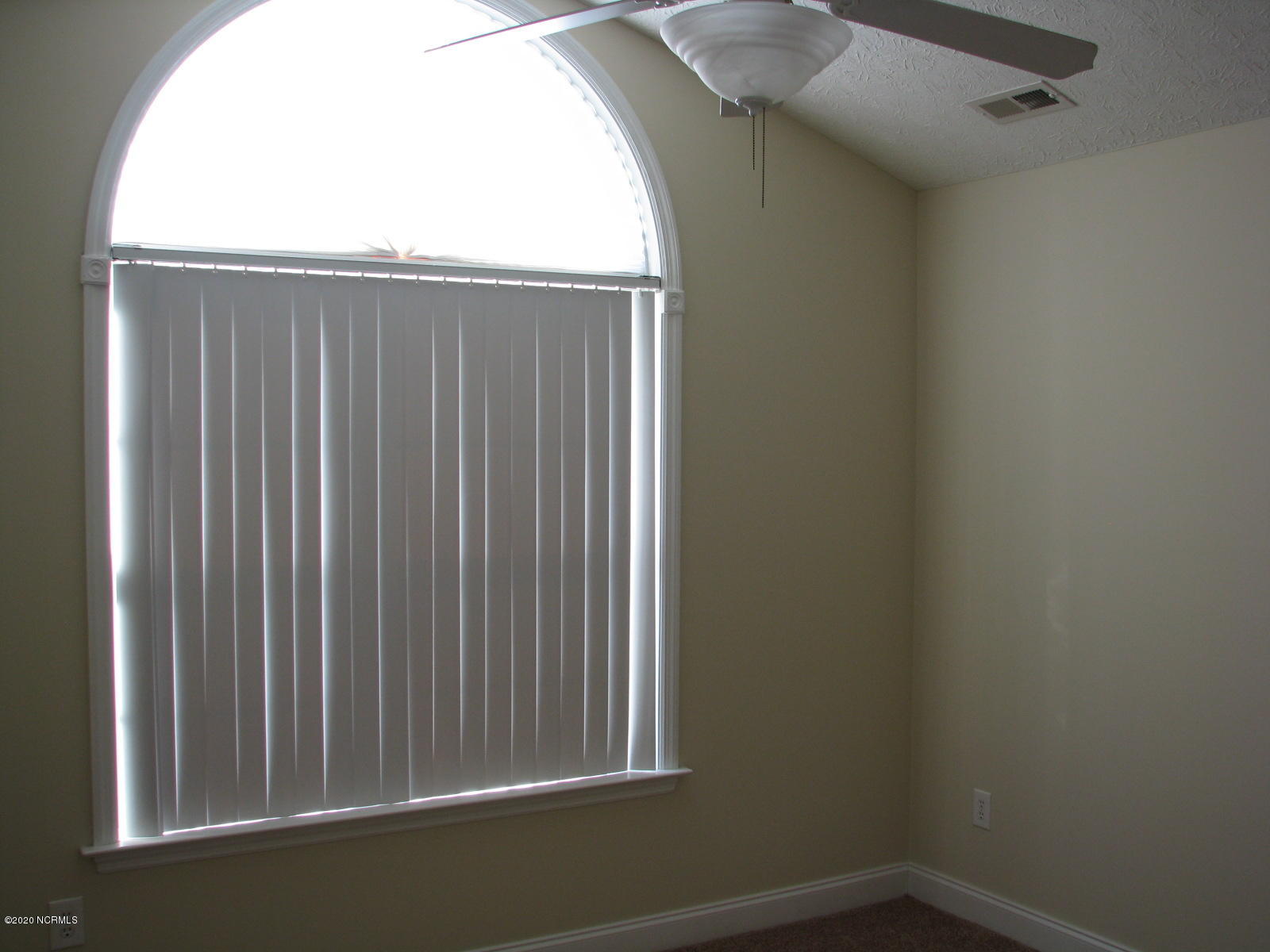 119 Manchester Road Havelock, NC 28532 - Photo 7 of 10 IMG_1642