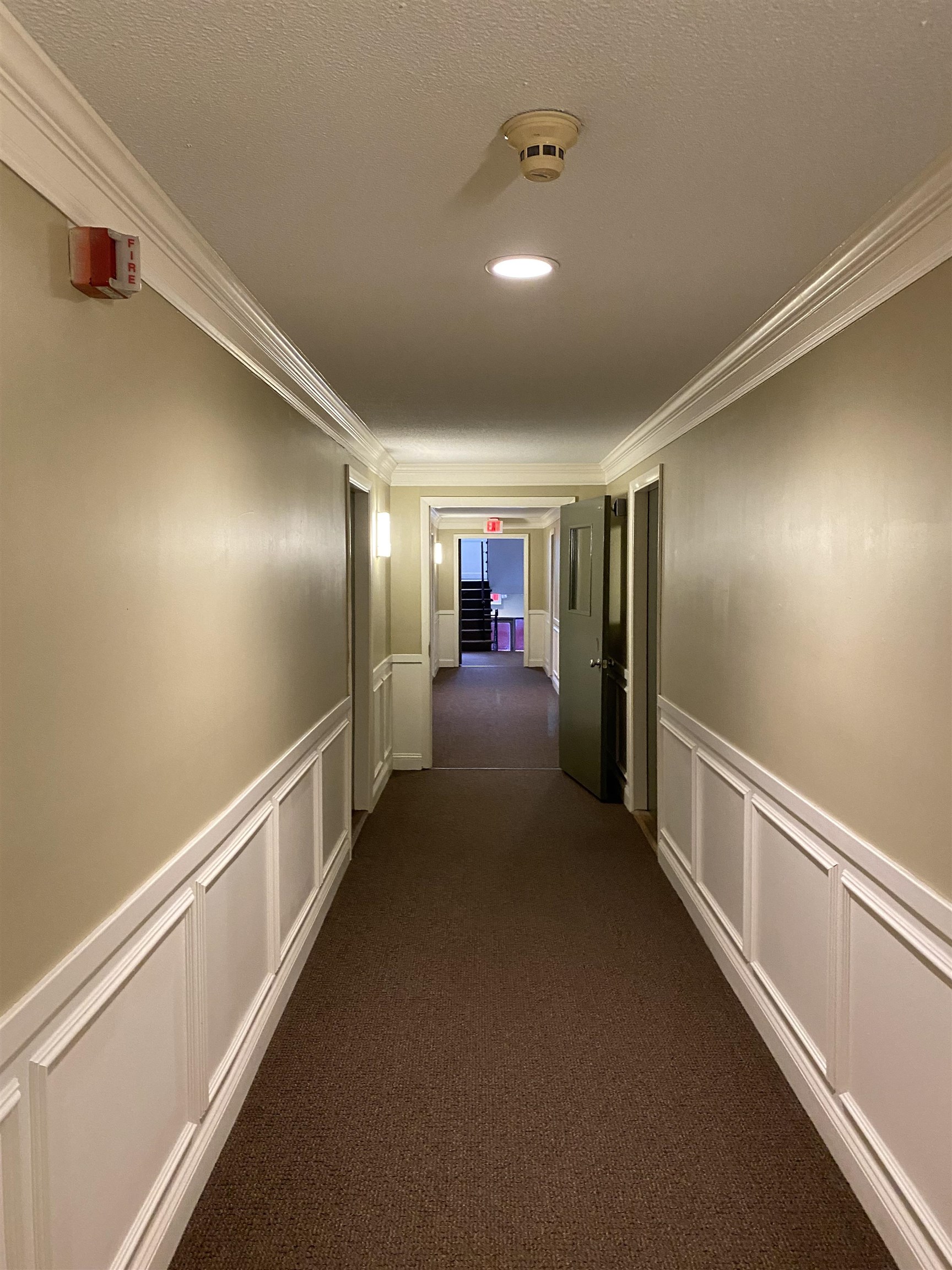 124 Mammoth Road, Unit 216 Hooksett, NH 03106 - Photo 5 of 10