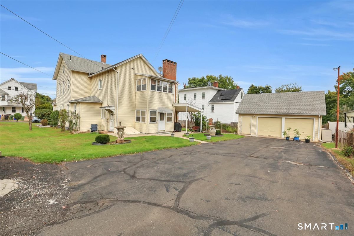 149 Spring Street Middletown, CT 06457 - Photo 26 of 32 Gallery Image 26