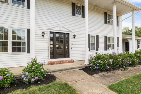 $750,000 | 9 Plantation Drive, Cumberland, RI 02864