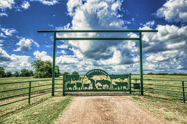 $4,350,000 | 11532 County Road 408, Somerville, TX 77879