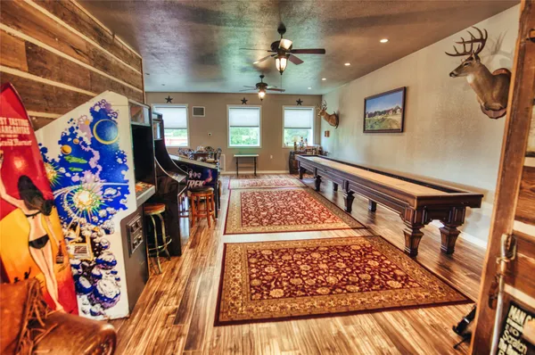 $4,350,000 | 11532 County Road 408, Somerville, TX 77879