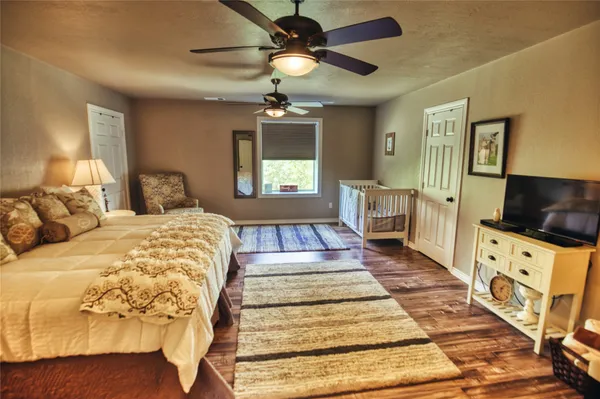 $4,350,000 | 11532 County Road 408, Somerville, TX 77879