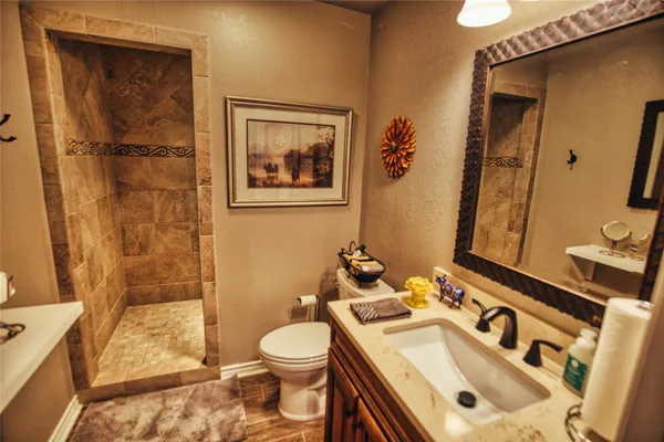 $4,350,000 | 11532 County Road 408, Somerville, TX 77879