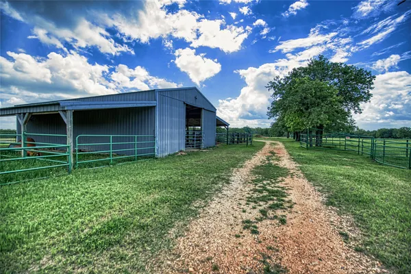 $4,350,000 | 11532 County Road 408, Somerville, TX 77879
