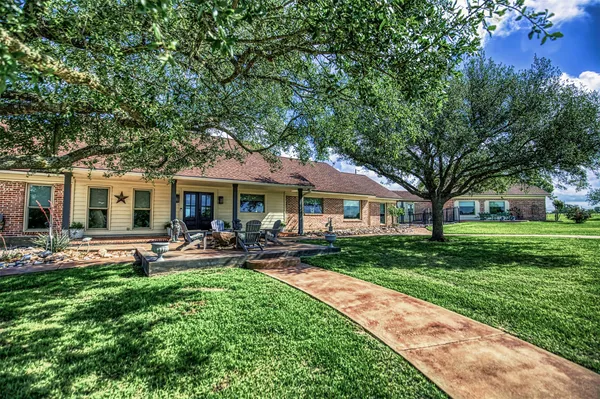 $4,350,000 | 11532 County Road 408, Somerville, TX 77879