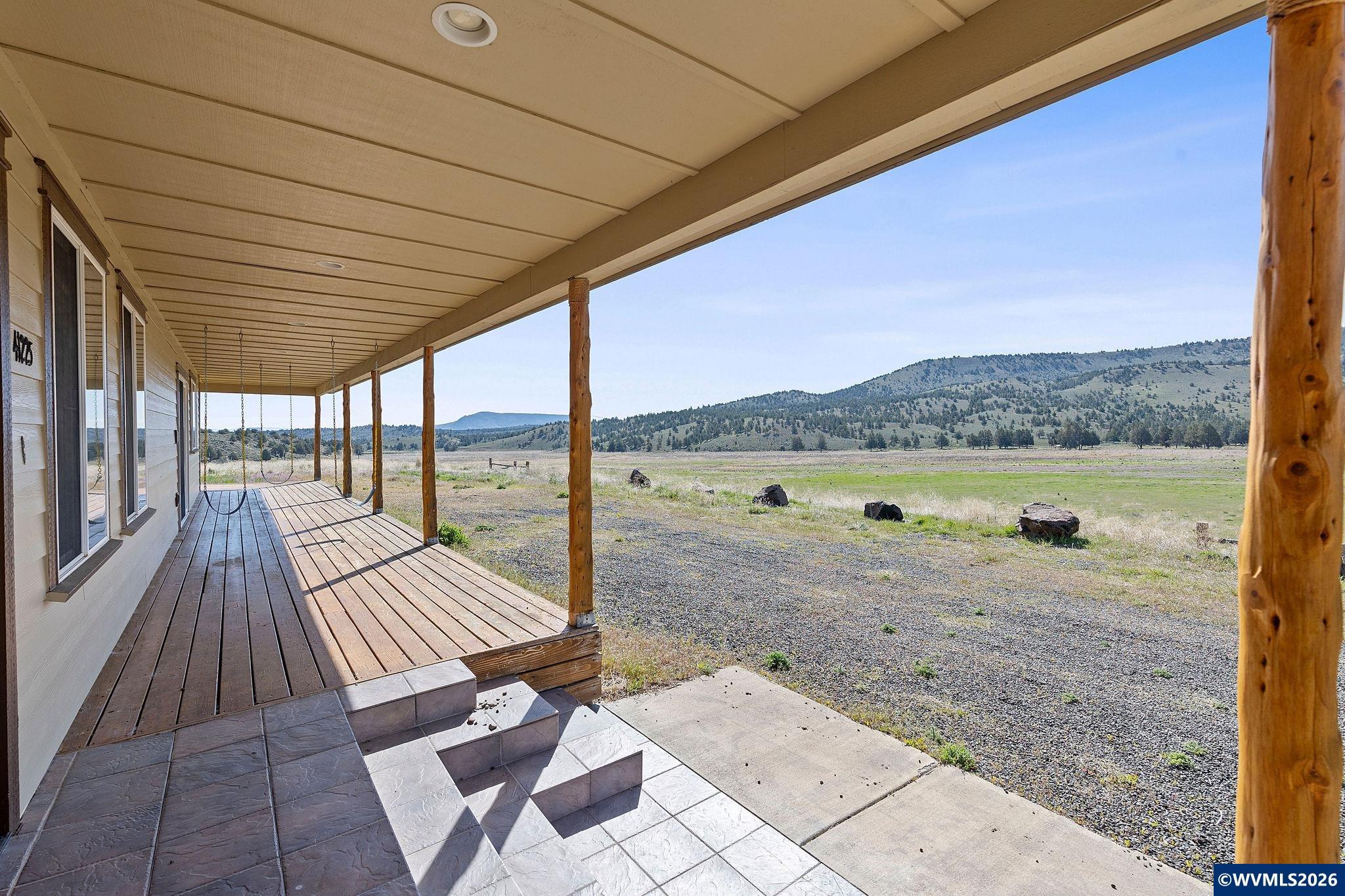 41225 Southeast Van Lake Road Prineville, OR 97754 - Photo 3 of 49