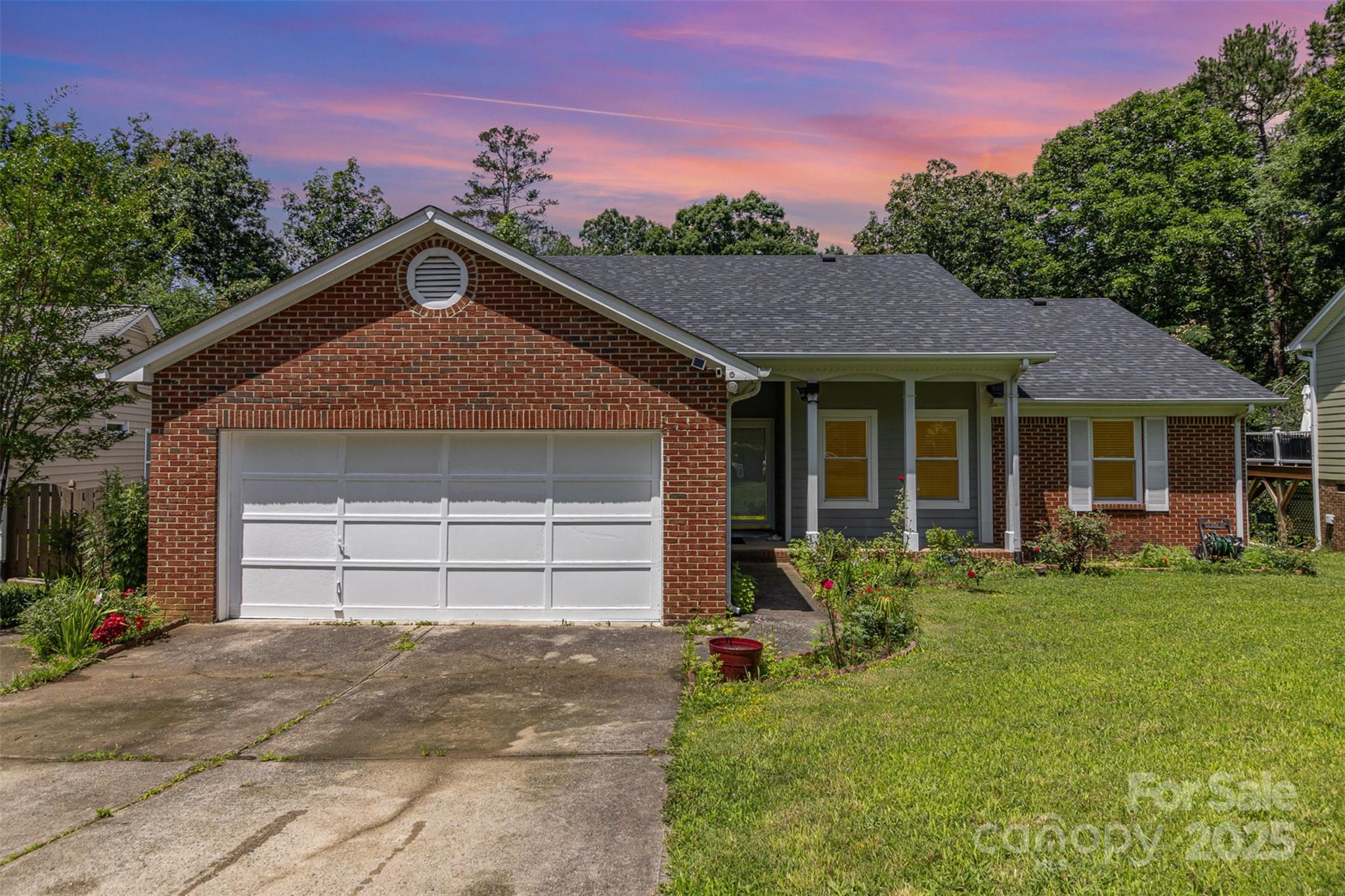 9520 Marshbrooke Road Matthews, NC 28105 - Photo 1 of 20 Gallery Image 1