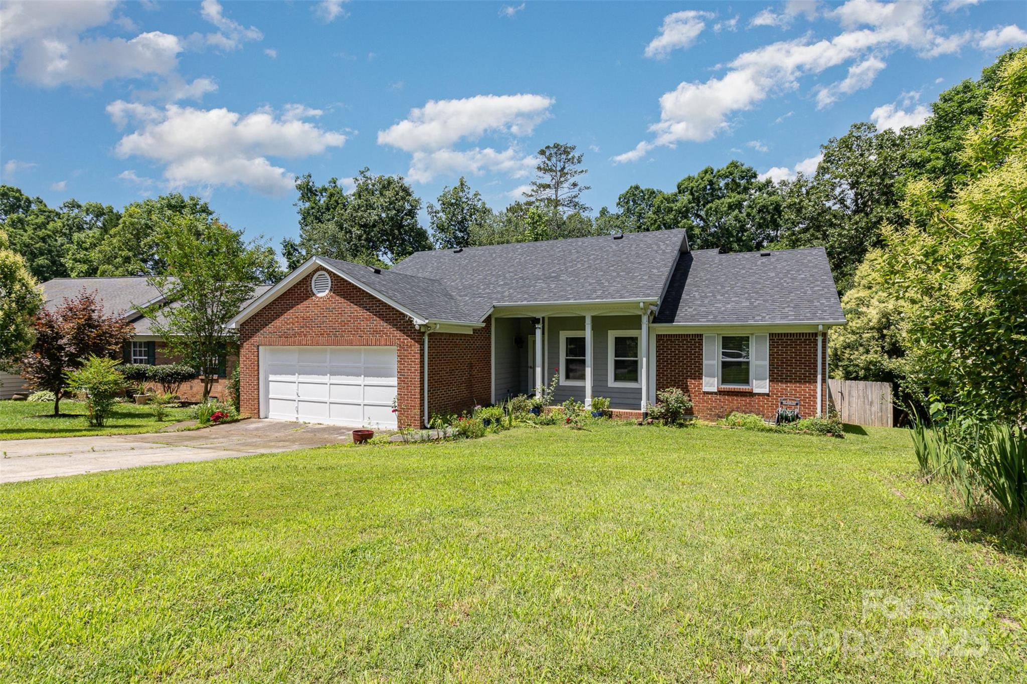 9520 Marshbrooke Road Matthews, NC 28105 - Photo 2 of 20 Gallery Image 2