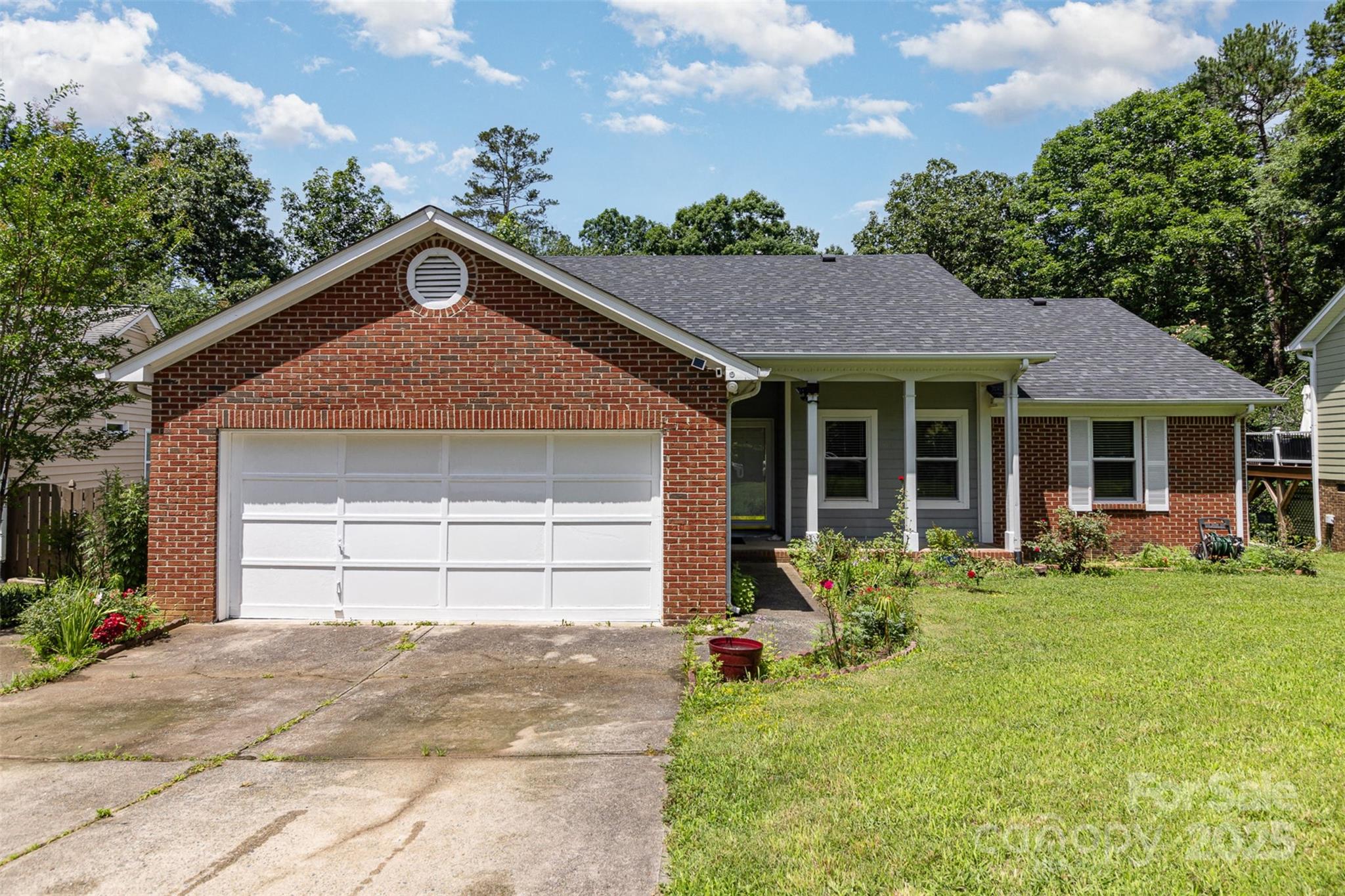 9520 Marshbrooke Road Matthews, NC 28105 - Photo 3 of 20 Gallery Image 3