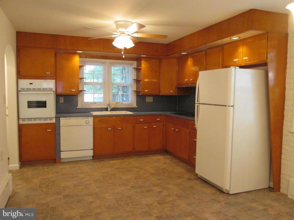 1288 Colebrook Road Lebanon, PA 17042 - Photo 13 of 29 Gallery Image 13