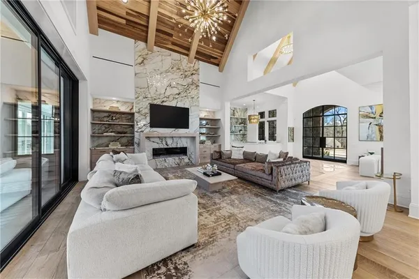 $11,800,000 | 1180 Broadpoint Drive, Greensboro, GA 30642