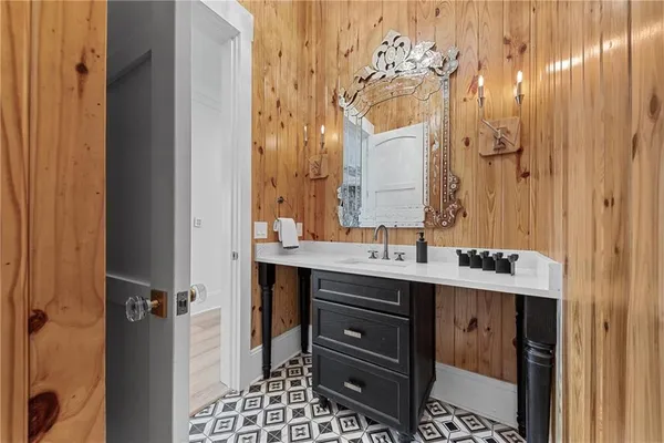 $11,800,000 | 1180 Broadpoint Drive, Greensboro, GA 30642