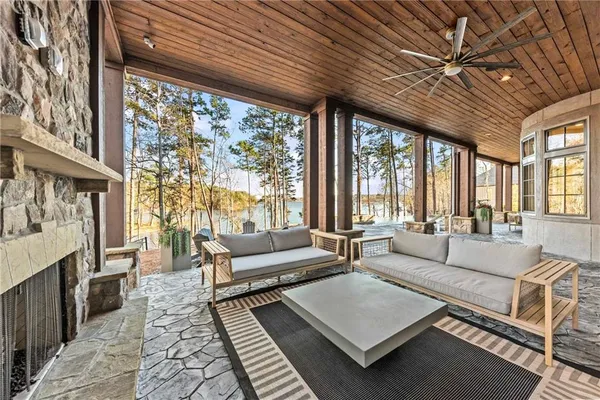 $11,800,000 | 1180 Broadpoint Drive, Greensboro, GA 30642