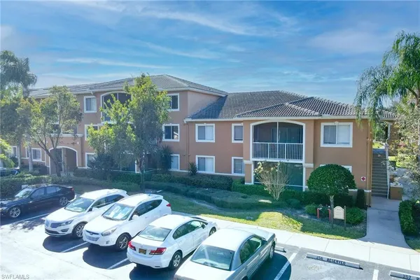 $1,800 | 1830 Florida Club Circle, Unit 4304, Naples, FL 34112