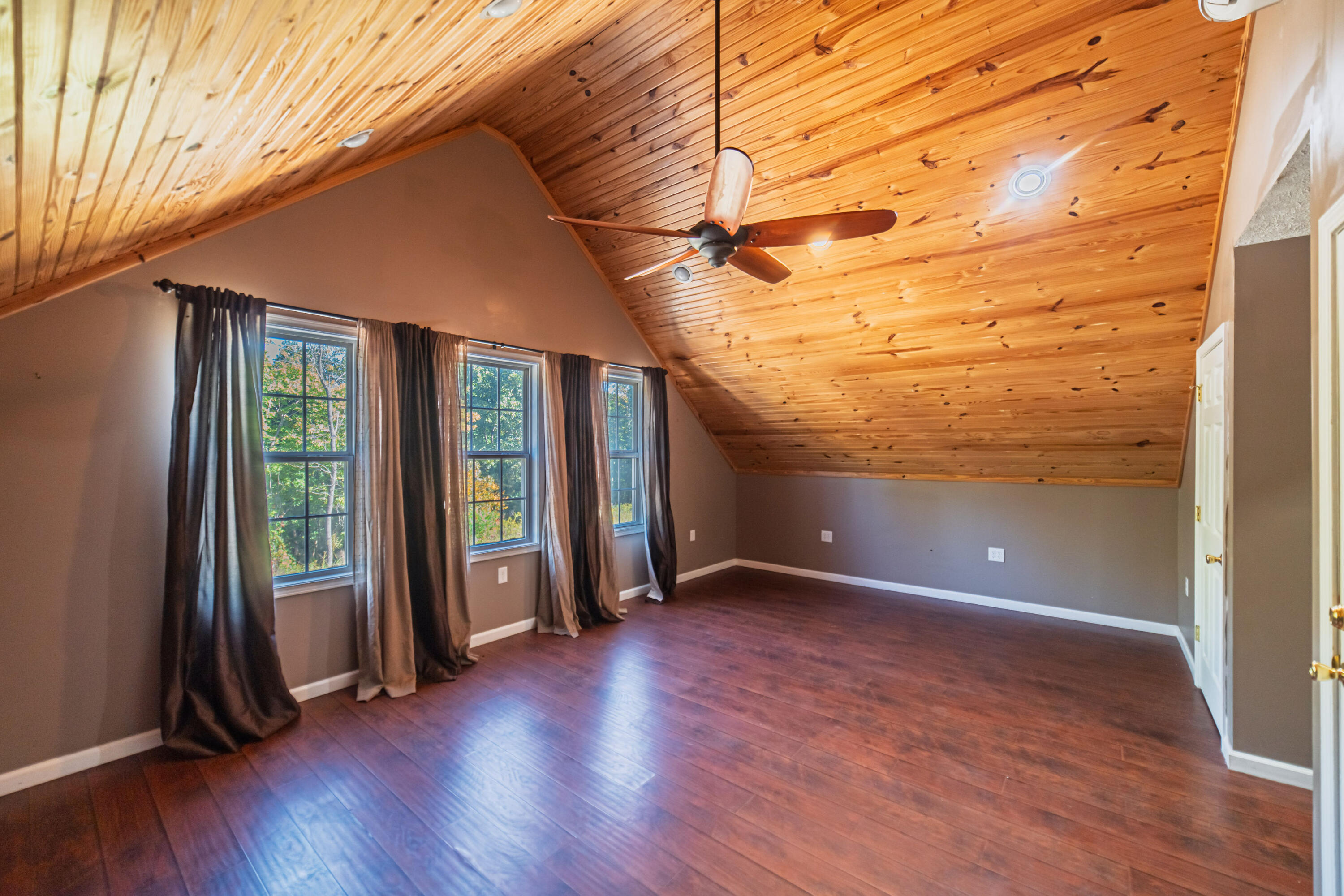 708 Johnson Road Salem, KY 42078 - Photo 27 of 58 708JohnsonRd-133