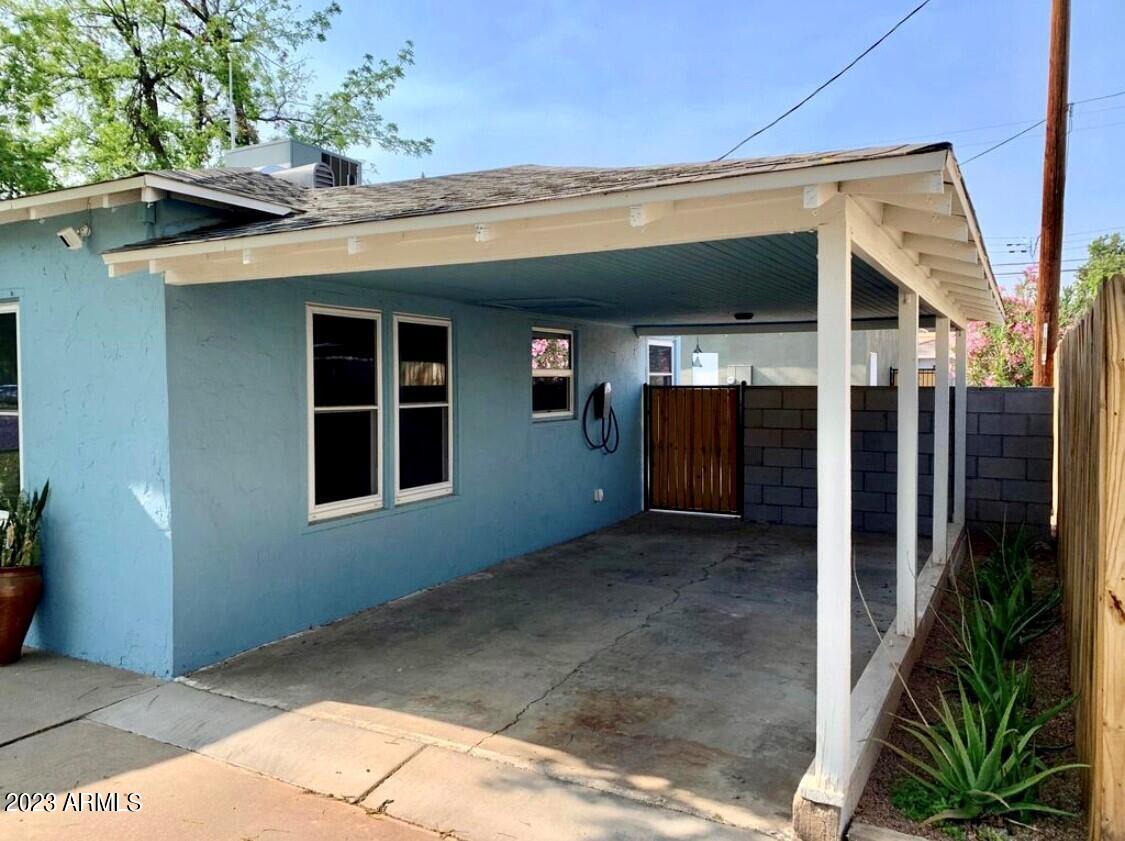522 West 9th Street Tempe, AZ 85281 - Photo 14 of 28 522 W 9th St carport