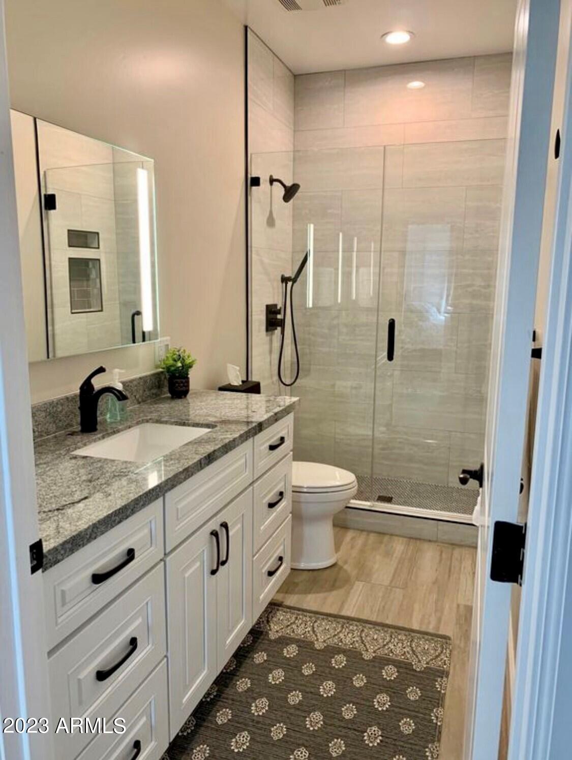 522 West 9th Street Tempe, AZ 85281 - Photo 19 of 28 825 S Roosevelt property 1 of 2 bathroom