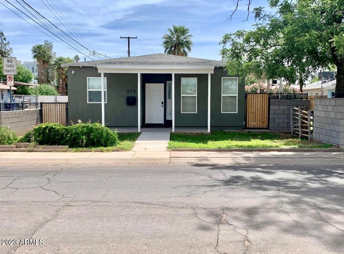 522 West 9th Street Tempe, AZ 85281 - Photo 2 of 28 825 S Roosevelt front of house