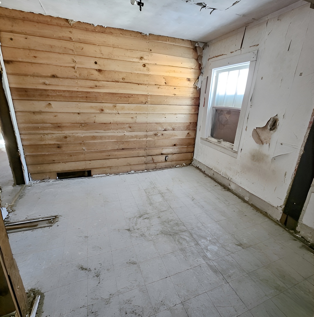212 South Tryon Street Woodstock, IL 60098 - Photo 12 of 19