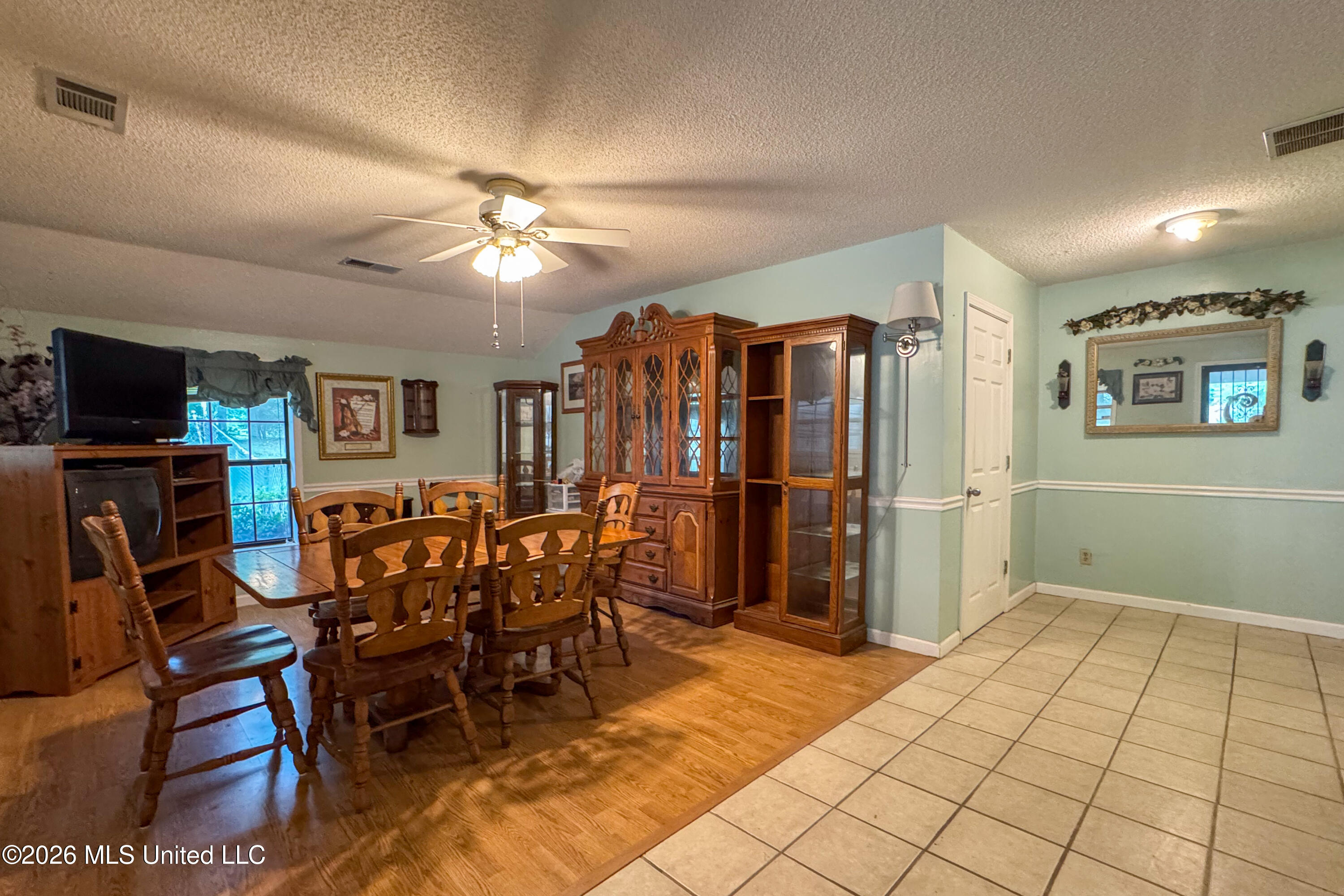 141 Oakdale Road Coldwater, MS 38618 - Photo 6 of 47 141 Oakdale Rd, Coldwater, MS-06