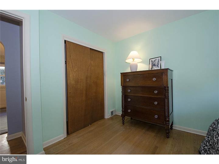 20 West Clearfield Road Havertown, PA 19083 - Photo 11 of 22