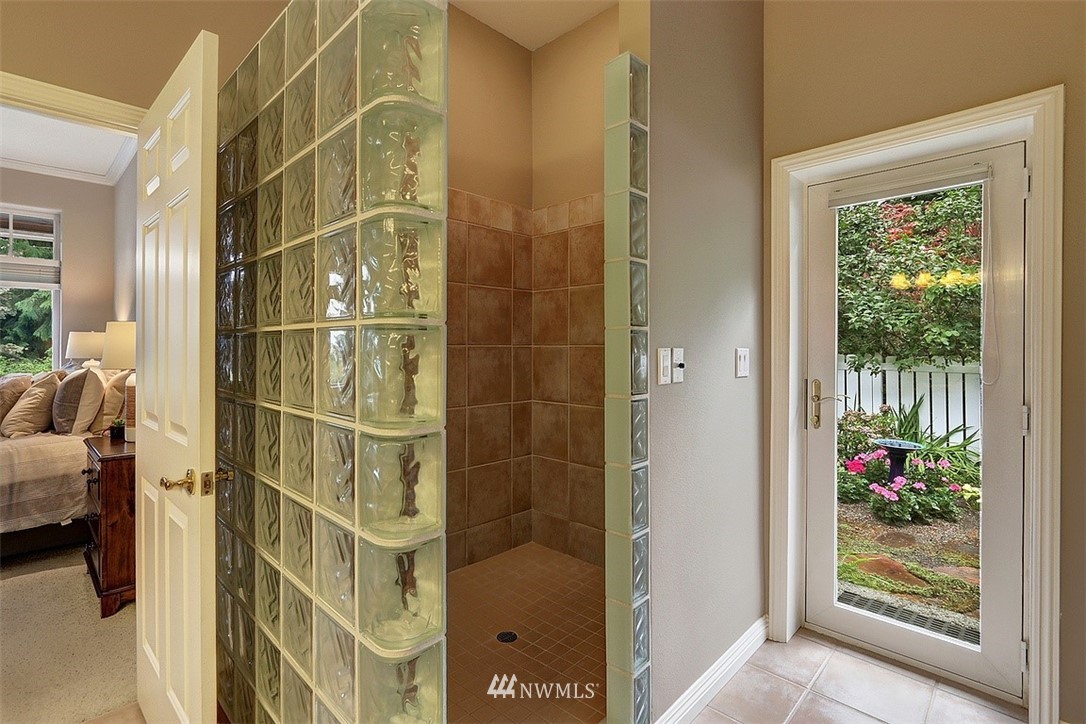 9802 174th Avenue Southeast Renton, WA 98059 - Photo 14 of 35 Gallery Image 14