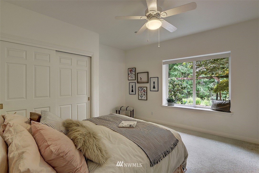 9802 174th Avenue Southeast Renton, WA 98059 - Photo 23 of 35 Gallery Image 23