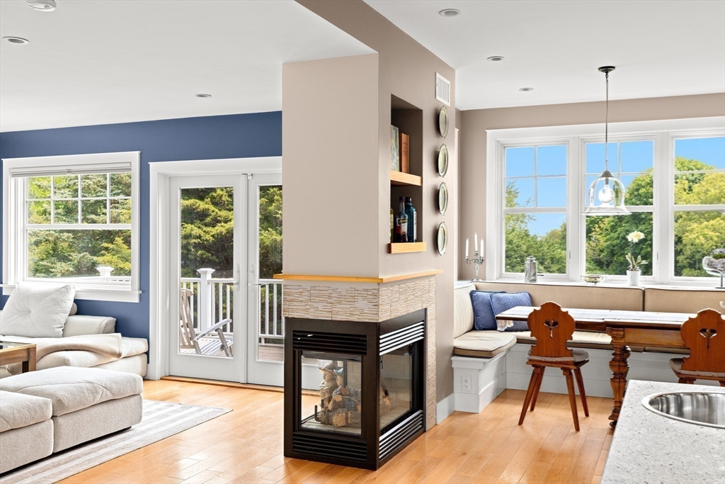 85 R Warren Avenue Plymouth, MA 02360 - Photo 14 of 42