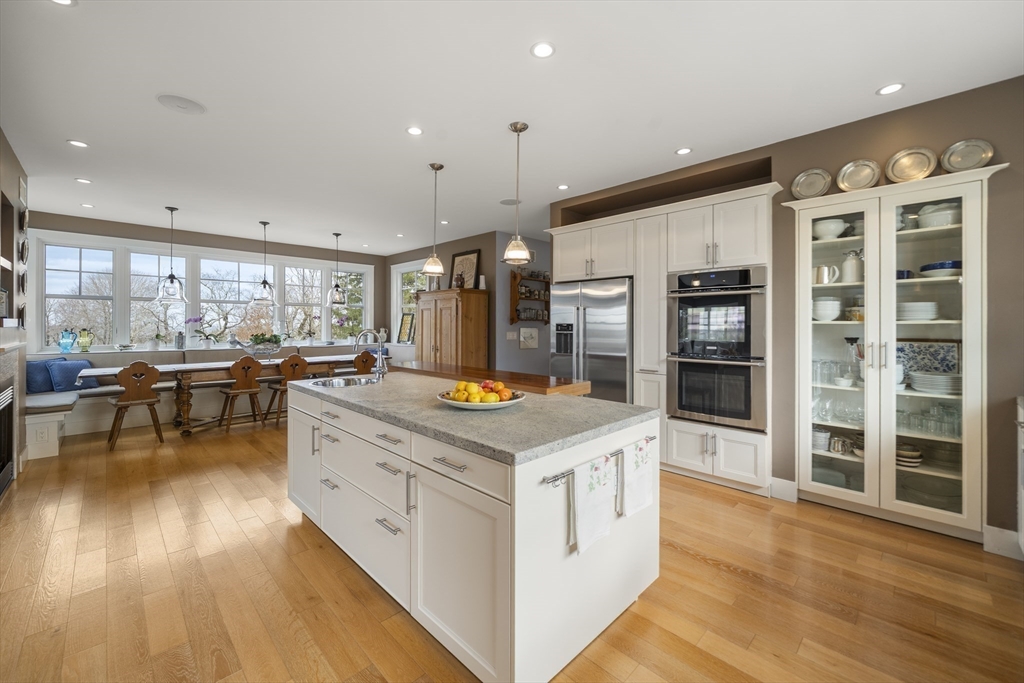 85 R Warren Avenue Plymouth, MA 02360 - Photo 10 of 42