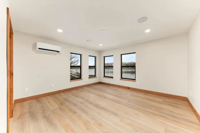 $1,500,000 | 39-xx West Wild Rose Road, Unit LOT 1, Deer Park, WA 99006