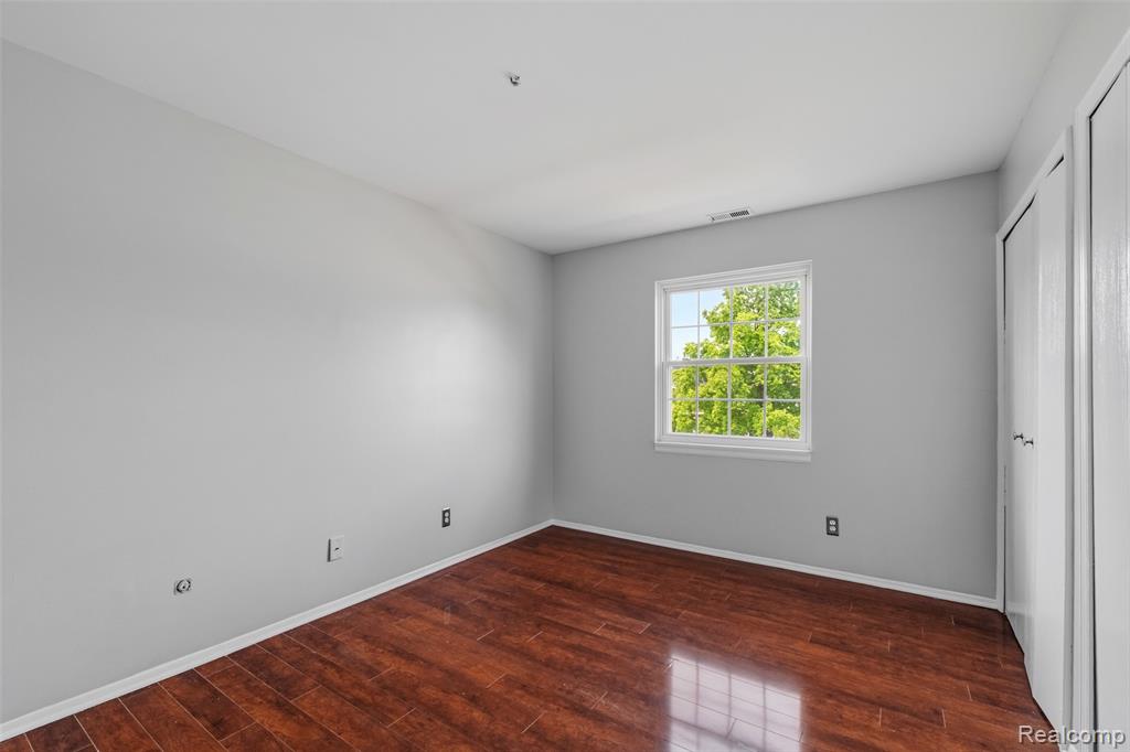 42564 Saratoga Road, Unit 31 Canton, MI 48187 - Photo 19 of 26