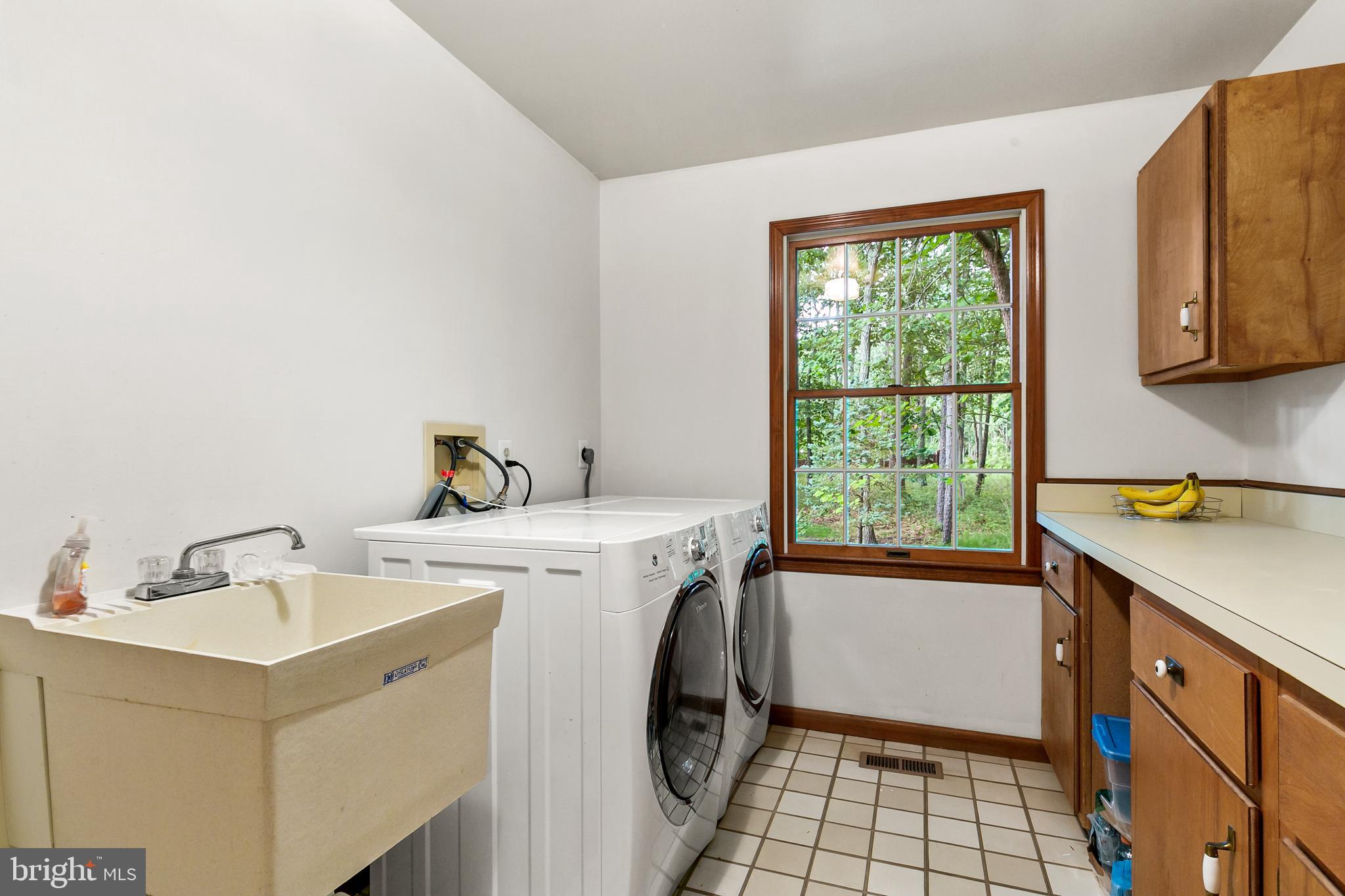 42 Bortons Road Medford, NJ 08055 - Photo 27 of 27 Laundry Room
