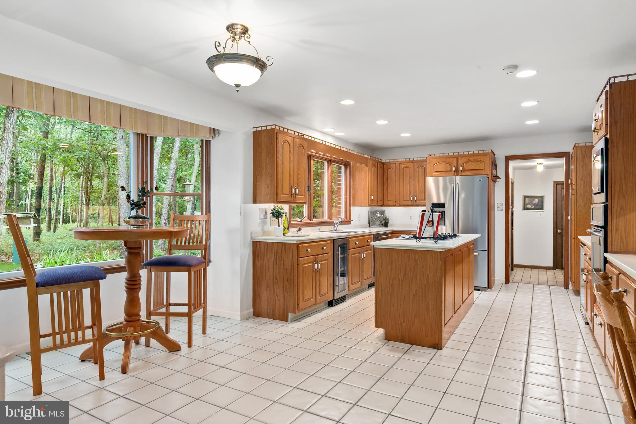 42 Bortons Road Medford, NJ 08055 - Photo 8 of 27 Kitchen and Breakfast Area