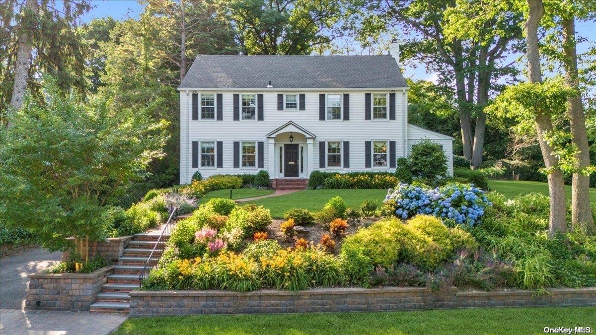 100 Summit Road Port Washington, NY 11050 - Photo 1 of 1 Front