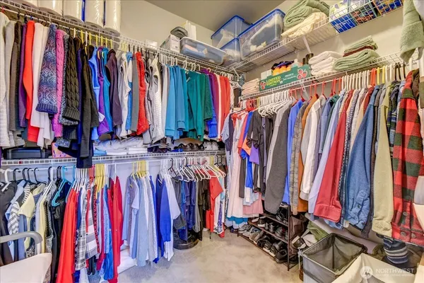 a view of a walk in closet