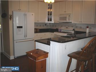 1 Gilbert Stuart Way Evesham, NJ 08053 - Photo 2 of 12 Kitchen