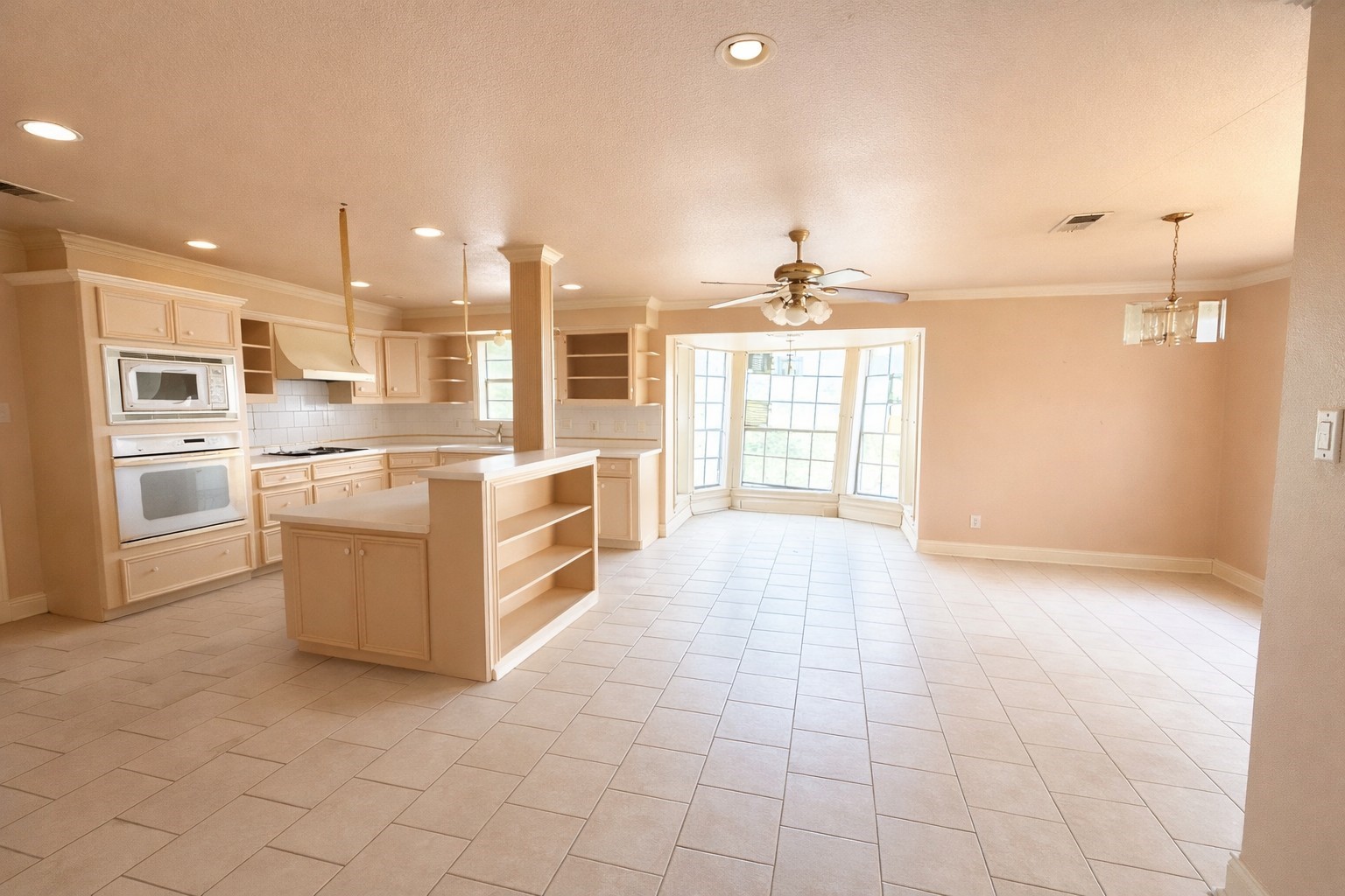 15696 Westgate Road Splendora, TX 77372 - Photo 3 of 17 Kitchen with fresh paint and deep clean via AI