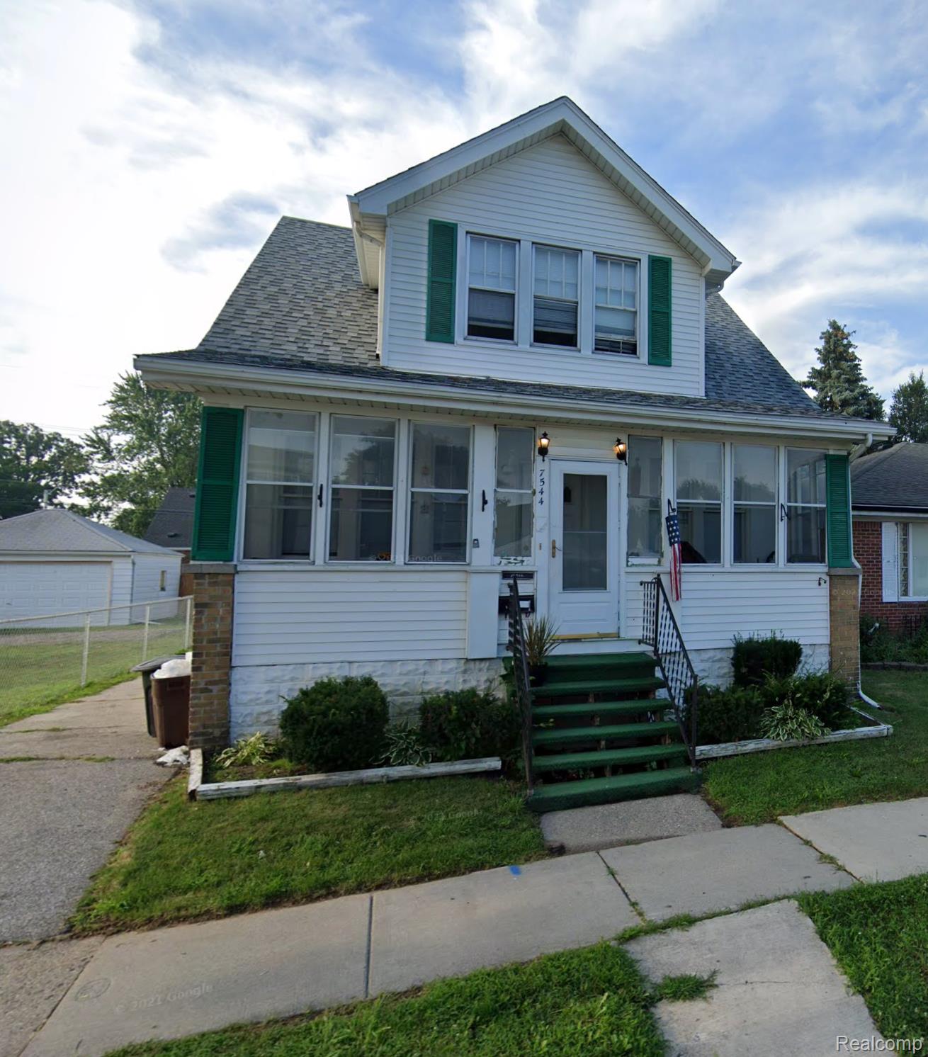7544 Theut Avenue Warren, MI 48091 - Photo 1 of 16