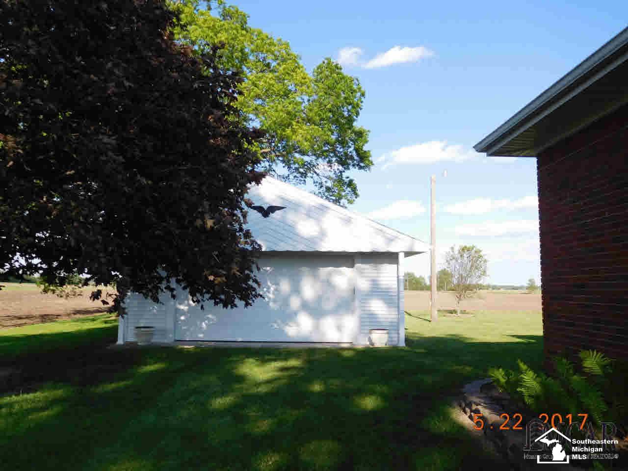 9750 Sumpter Road Maybee, MI 48159 - Photo 10 of 26 21299026-9.JPG