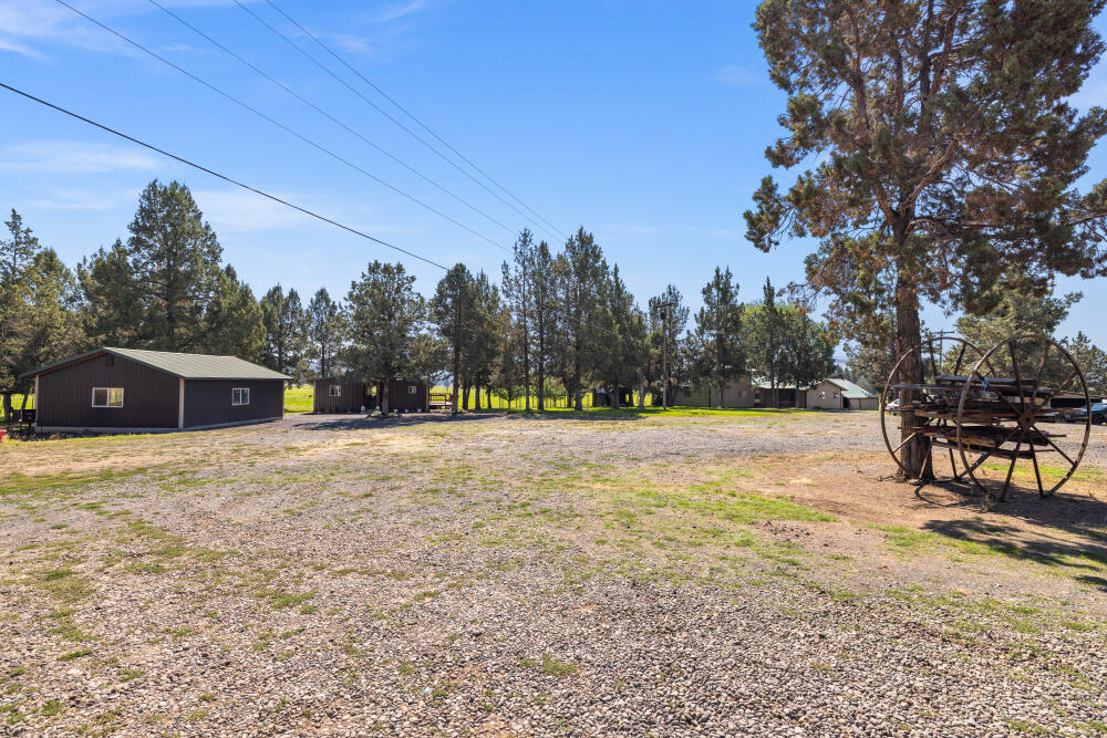 11409 Harpold Road Klamath Falls, OR 97603 - Photo 27 of 43 11409HarpoldRd.-108