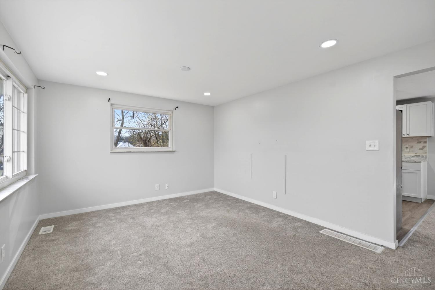 4746 Shephard Road Batavia, OH 45103 - Photo 7 of 33